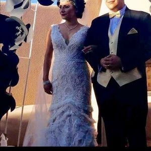 Wedding dress, headpiece and veil